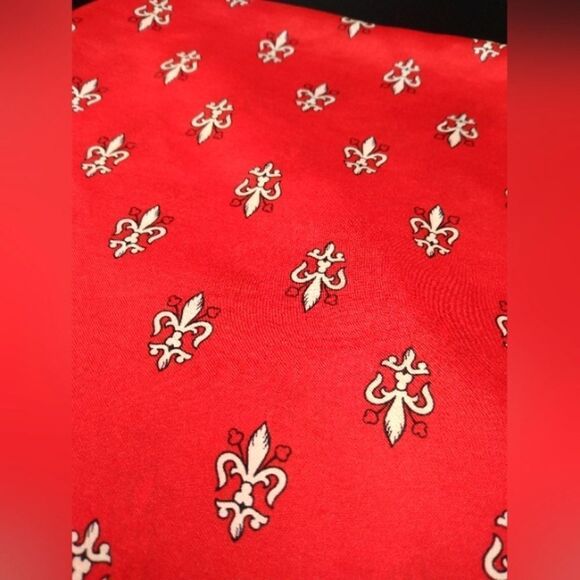 Fleur de Lys Vintage Silk Seta Scarf  Rolled Hem Women's Accessories - Picture 6 of 13